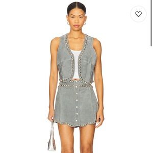 Understated Leather x REVOLVE X Revolve Girl Like You Set in Grey